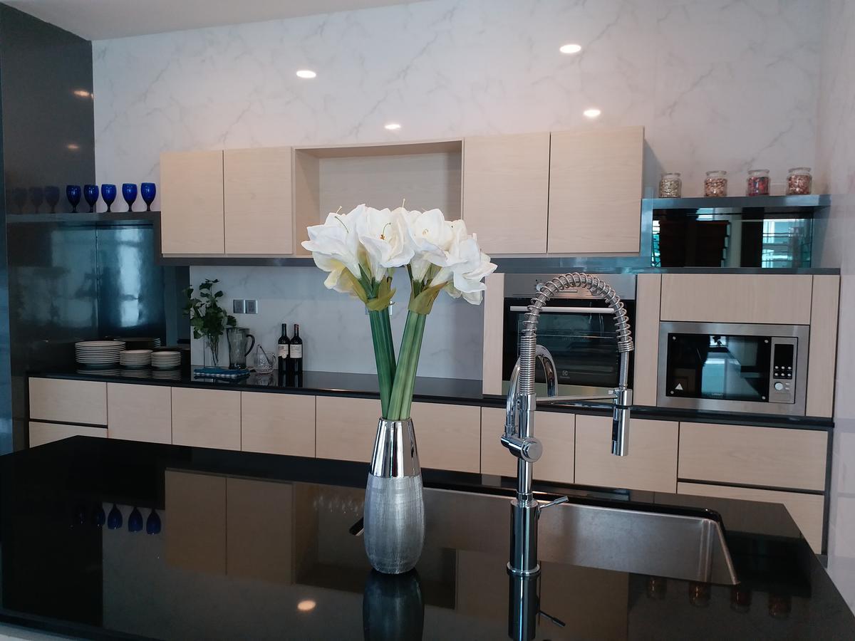Jb City Paragon Serviced Apartment Джохор-Бару Екстер'єр фото